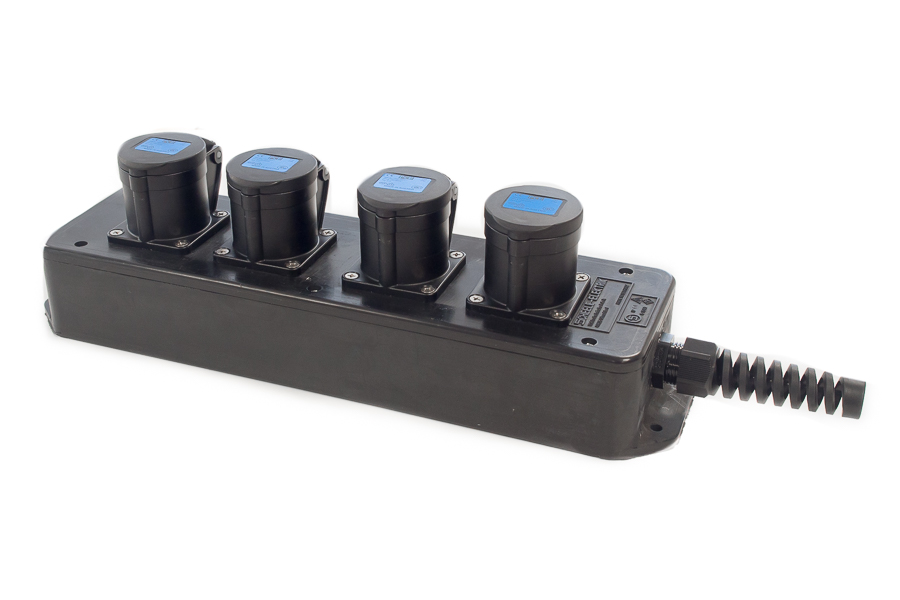 Picture of snoercentrale  4-voudig CEE 3p 16A 230V zwart rubber (PCE)